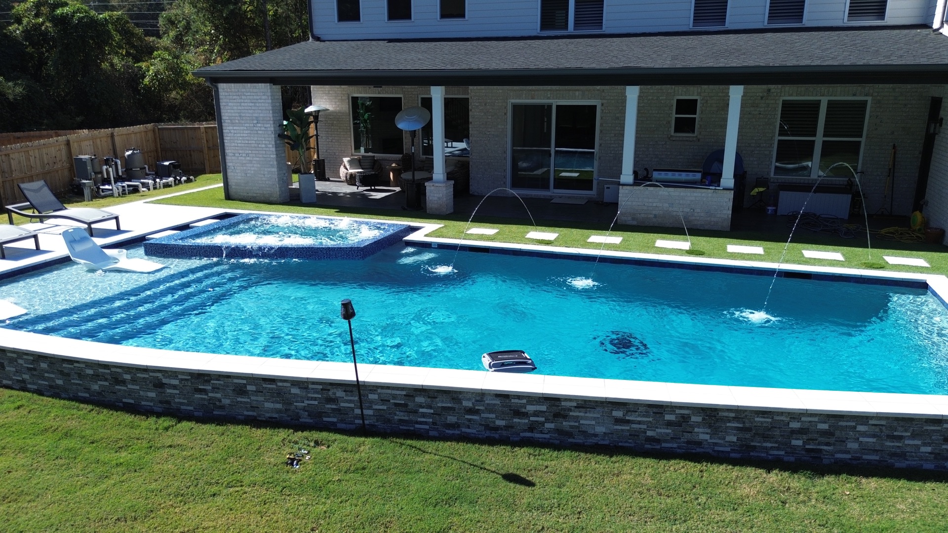 Custom Gunite Pool Construction